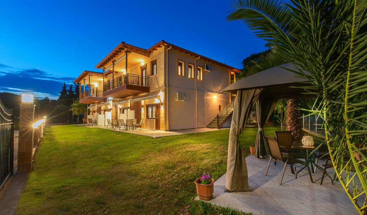 Luxury Apartments Marianna Neos Marmaras Buitenkant foto
