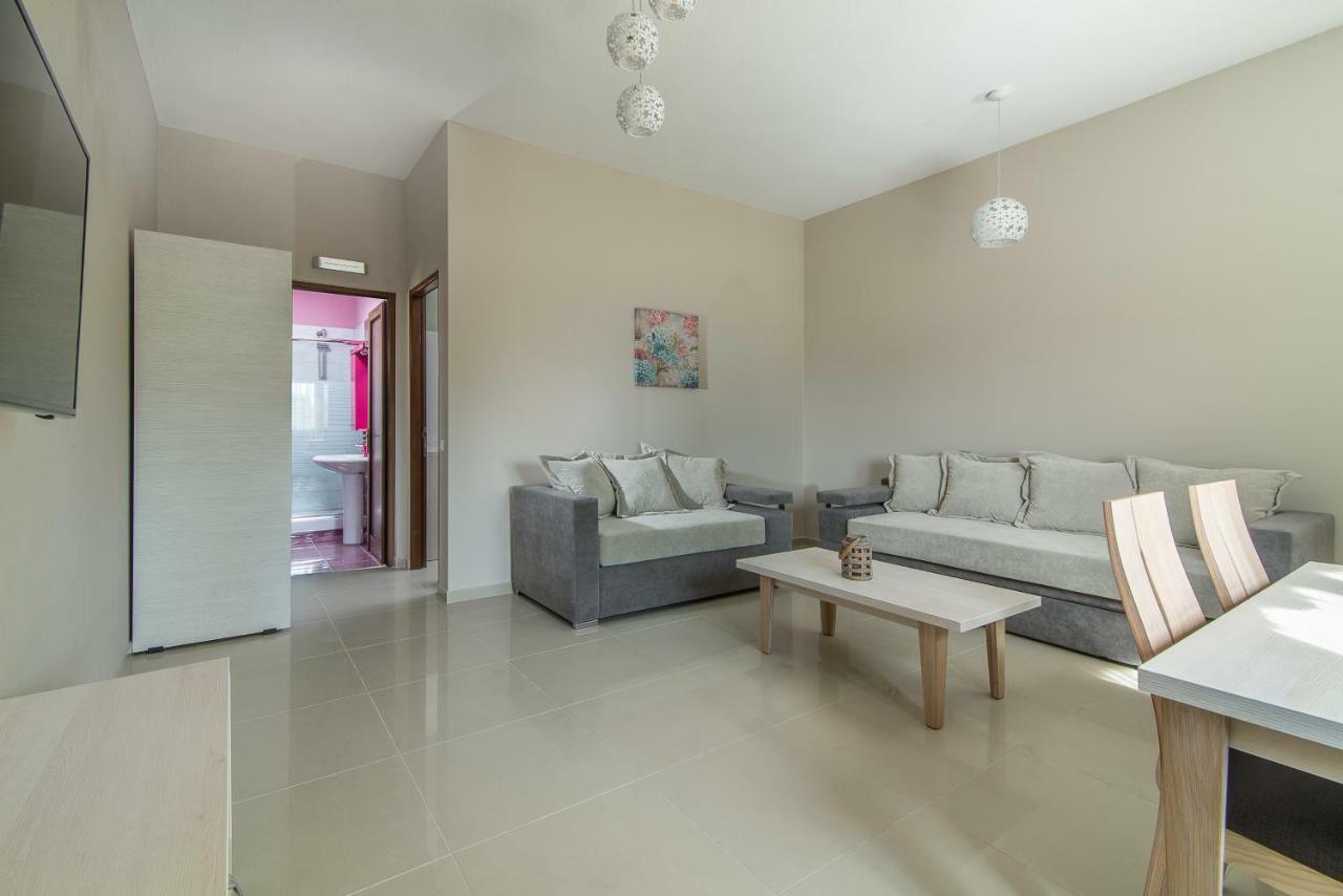 Luxury Apartments Marianna Neos Marmaras Buitenkant foto