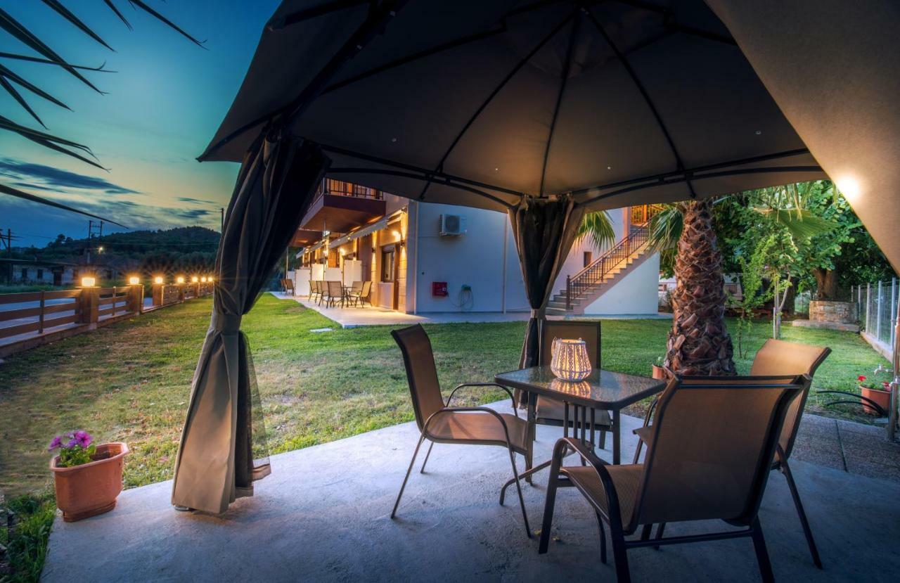 Luxury Apartments Marianna Neos Marmaras Buitenkant foto